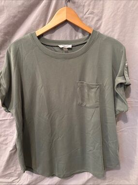 Cable & Gauge Sage Green Short Sleeve Pocket Tee